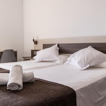 Meson Hostal La Cabana Medellín Екстериор снимка
